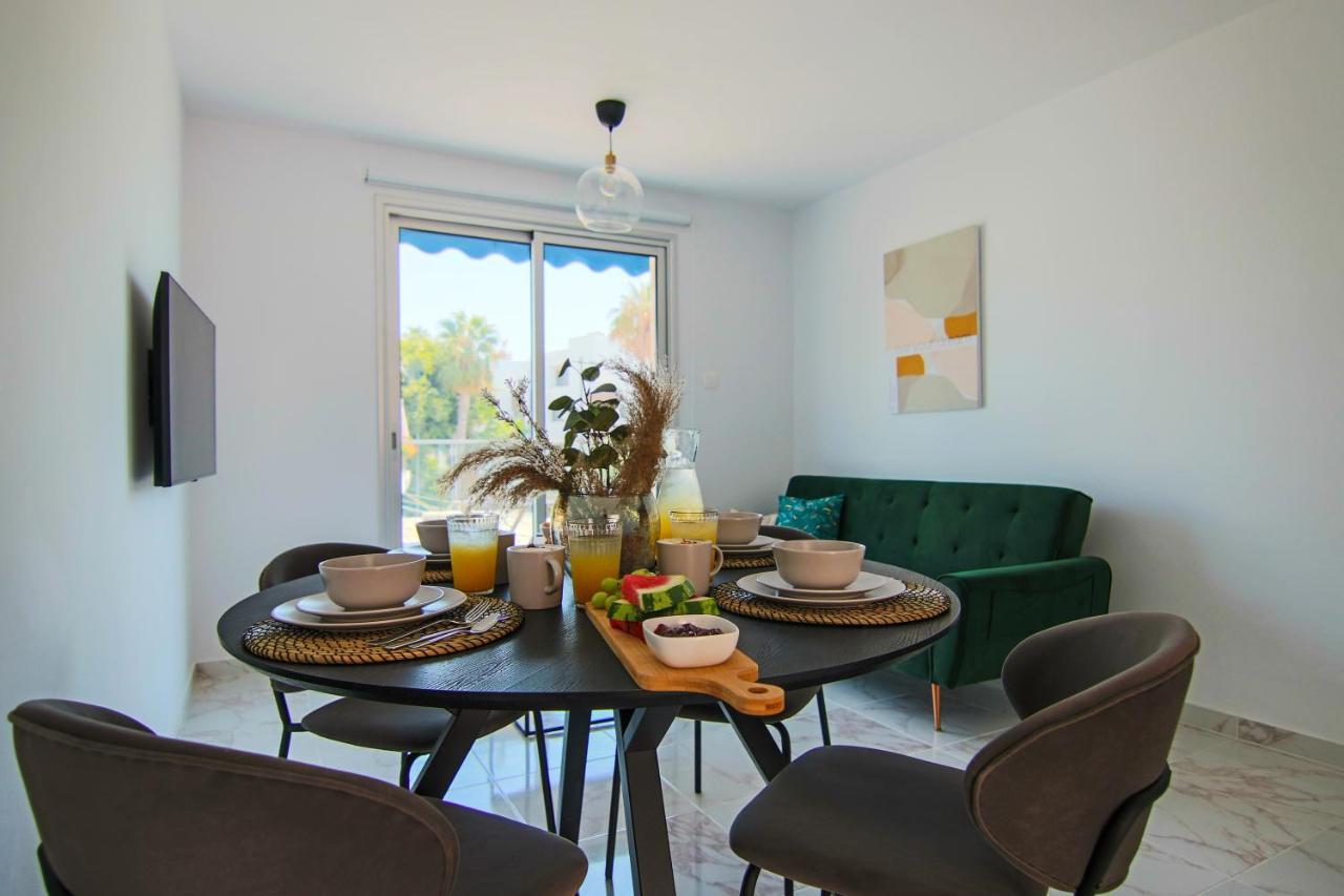 Phaedrus Living Seaside Luxury Flat Athina 21 Paphos Exterior foto